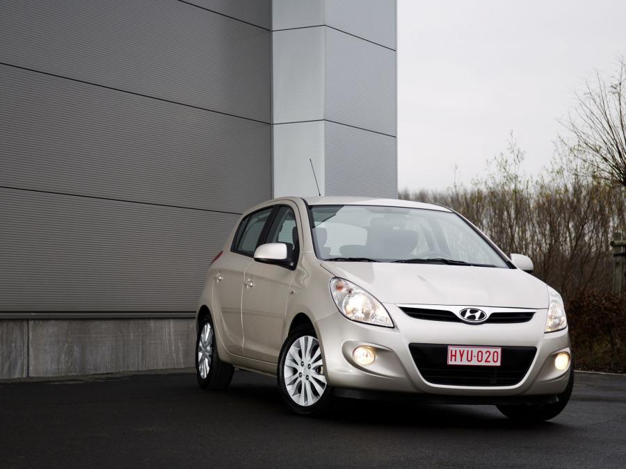  Hyundai i20 5-Door 2008 года  (фото 26 из 30)
